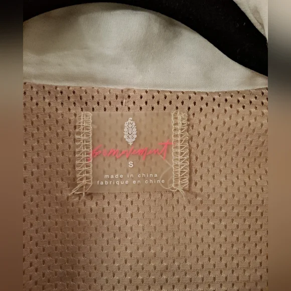 Free People Movement Women's Tan & White Lets Go Out Pullover Jacket Size Smal - Picture 5 of 13